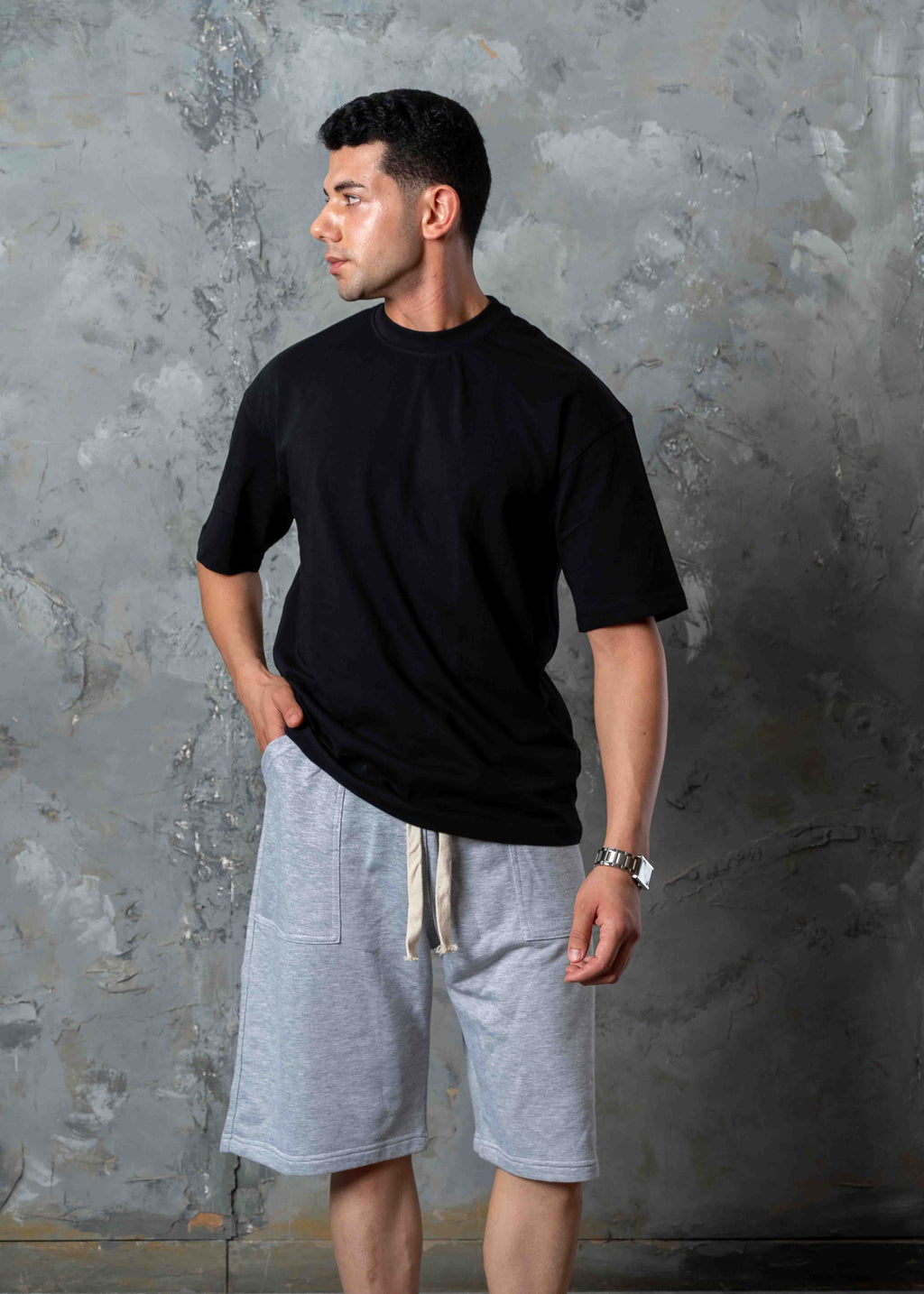 Relaxed Fit Drop Shoulder T-Shirt - black