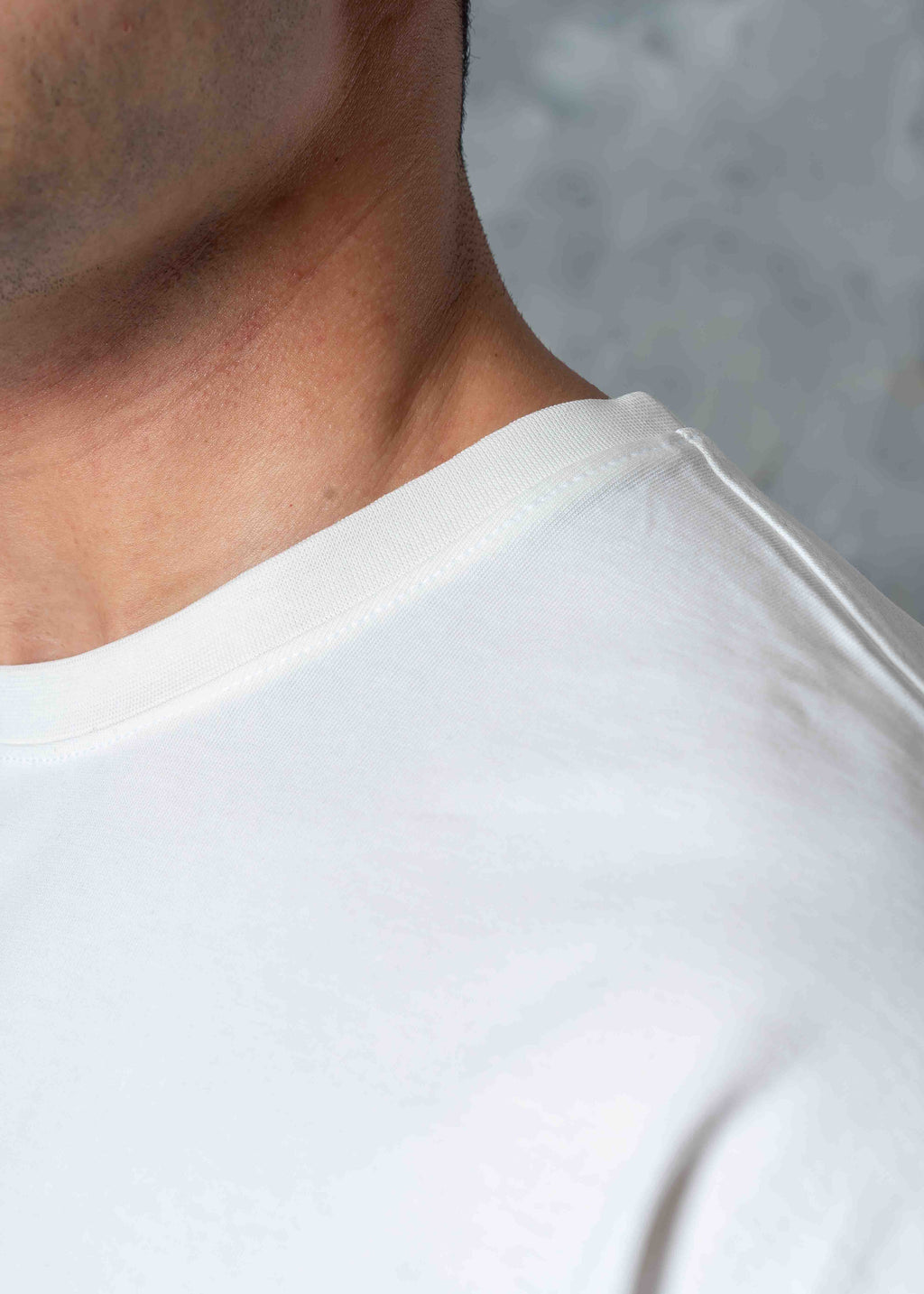 Hawaii Summer Vibes Back Graphic T-Shirt - white