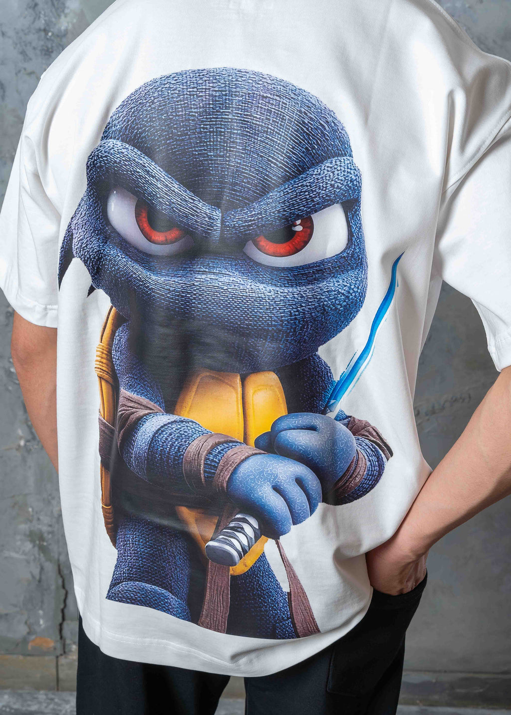 Oversized Ninja Back Graphic T-Shirt - white