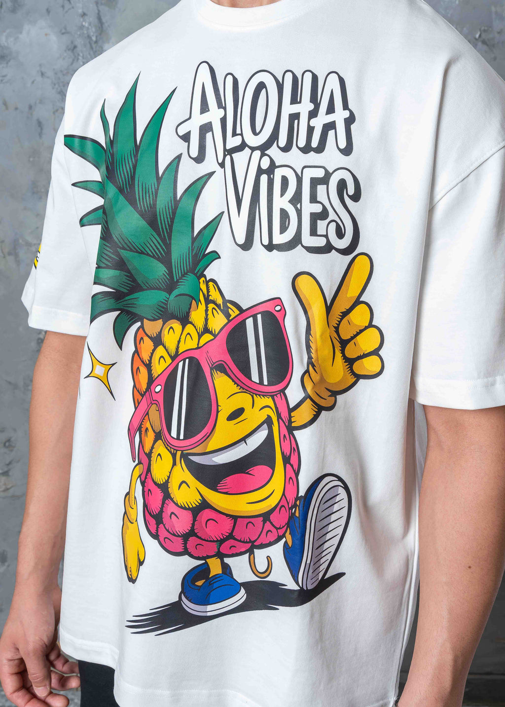 Aloha Vibes Pineapple Graphic T-Shirt - white