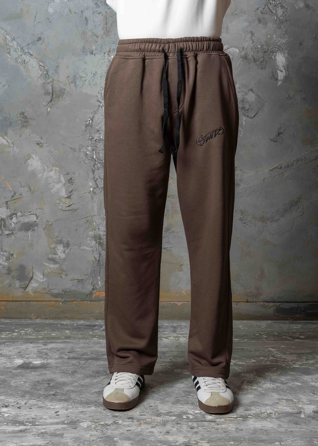 Relaxed Straight Sweatpants - brown